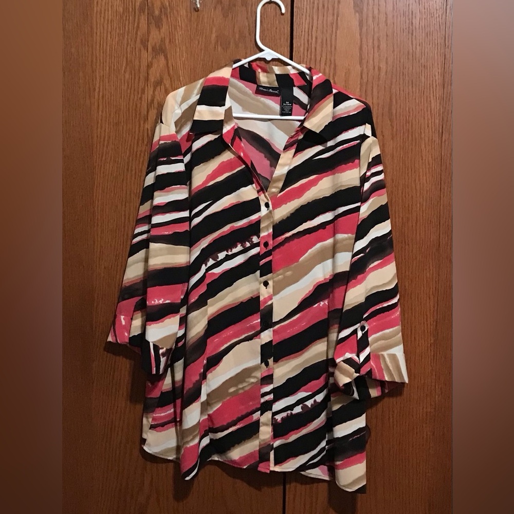 Maggie Barnes Size 3X 26/28W Diagonal Stripe Button-Down Blouse Top Shirtt